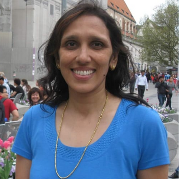 Dr. Simi Saksena